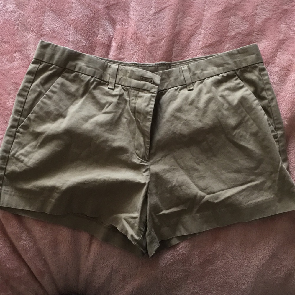 Gap shorts